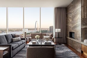 Four Seasons Hotel St Louis