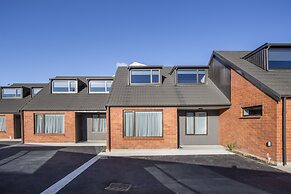 Dunedin Motel and Villas