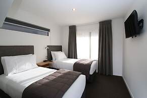 Dunedin Motel and Villas