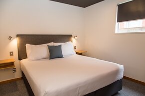 Dunedin Motel and Villas