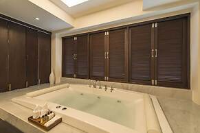 The Sea Koh Samui Resort & Residences by Tolani