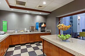 Hampton Inn & Suites Clovis-Airport North