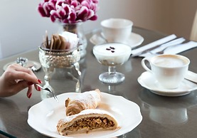 Shtarkman Erna Hotel