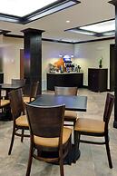 Holiday Inn Express Hotel & Suites Albuquerque Airport by IHG