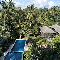 Puri Saron Hotel Madangan