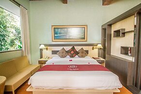 Puri Saron Hotel Madangan