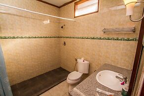 Puri Saron Hotel Madangan