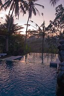 Puri Saron Hotel Madangan