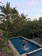 Puri Saron Hotel Madangan
