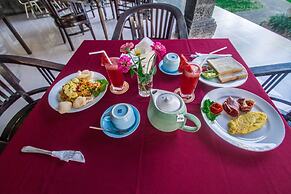 Puri Saron Hotel Madangan