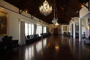 Puri Mas Boutique Resort & Spa