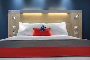 Holiday Inn Express Kettering by IHG