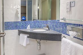 Holiday Inn Express Kettering by IHG
