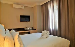 Cresta Oasis