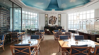 The Suites Hotel Jeju