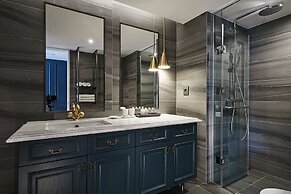 The Suites Hotel Jeju