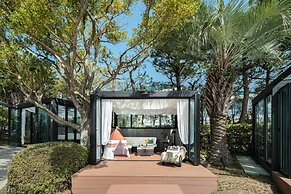 The Suites Hotel Jeju