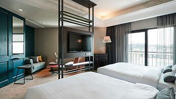 The Suites Hotel Jeju