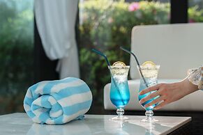 The Suites Hotel Jeju