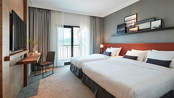 The Suites Hotel Jeju