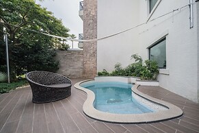 The Suites Hotel Jeju