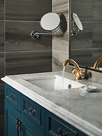 The Suites Hotel Jeju