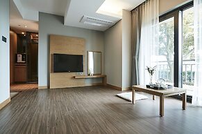 The Suites Hotel Jeju