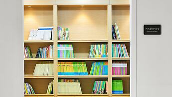 The Suites Hotel Jeju