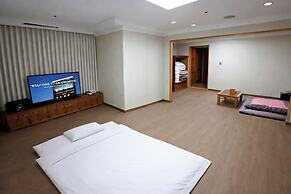 Grand Hotel