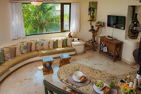 El Taj Oceanfront & Beachside Condo Hotel