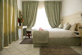 Golden Carthage Residence