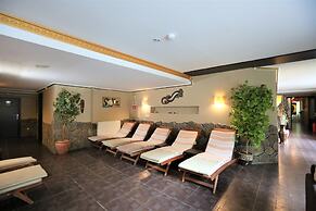 Dedeman Erzurum Palandöken Ski Lodge