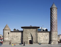 Dedeman Erzurum Palandöken Ski Lodge