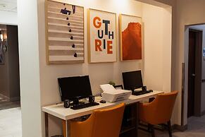 Holiday Inn Express & Suites Guthrie North Edmond by IHG
