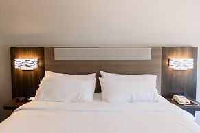 Holiday Inn Express & Suites Guthrie North Edmond by IHG