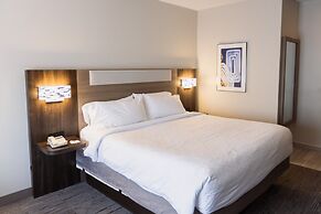 Holiday Inn Express & Suites Guthrie North Edmond by IHG