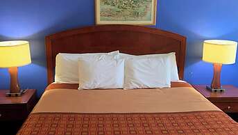 Hampton Motor Inn