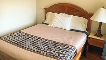 Hampton Motor Inn