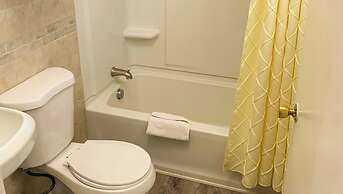 Hampton Motor Inn