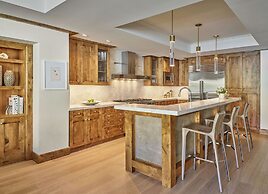 Residences at the Little Nell