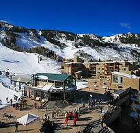 Residences at the Little Nell