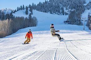 Residences at the Little Nell