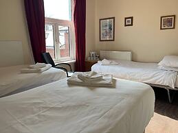 City Centre Guest House - Gloucester Park