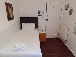 City Centre Guest House - Gloucester Park