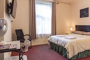City Centre Guest House - Gloucester Park