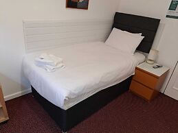 City Centre Guest House - Gloucester Park