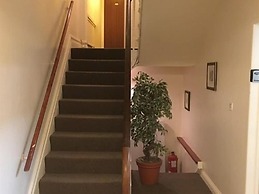 City Centre Guest House - Gloucester Park