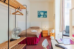 City Centre Guest House - Gloucester Park