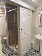 City Centre Guest House - Gloucester Park