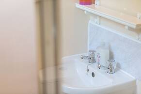 City Centre Guest House - Gloucester Park